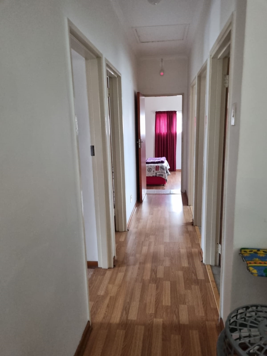 To Let 3 Bedroom Property for Rent in Aston Bay Eastern Cape